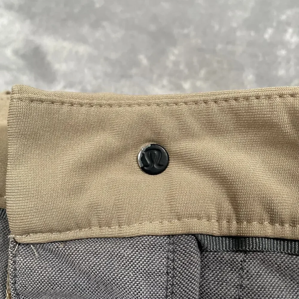 Lululemon Shorts Mens 38 Tan Chino Stretch Casual Basic Everyday Commuter - Picture 5 of 12